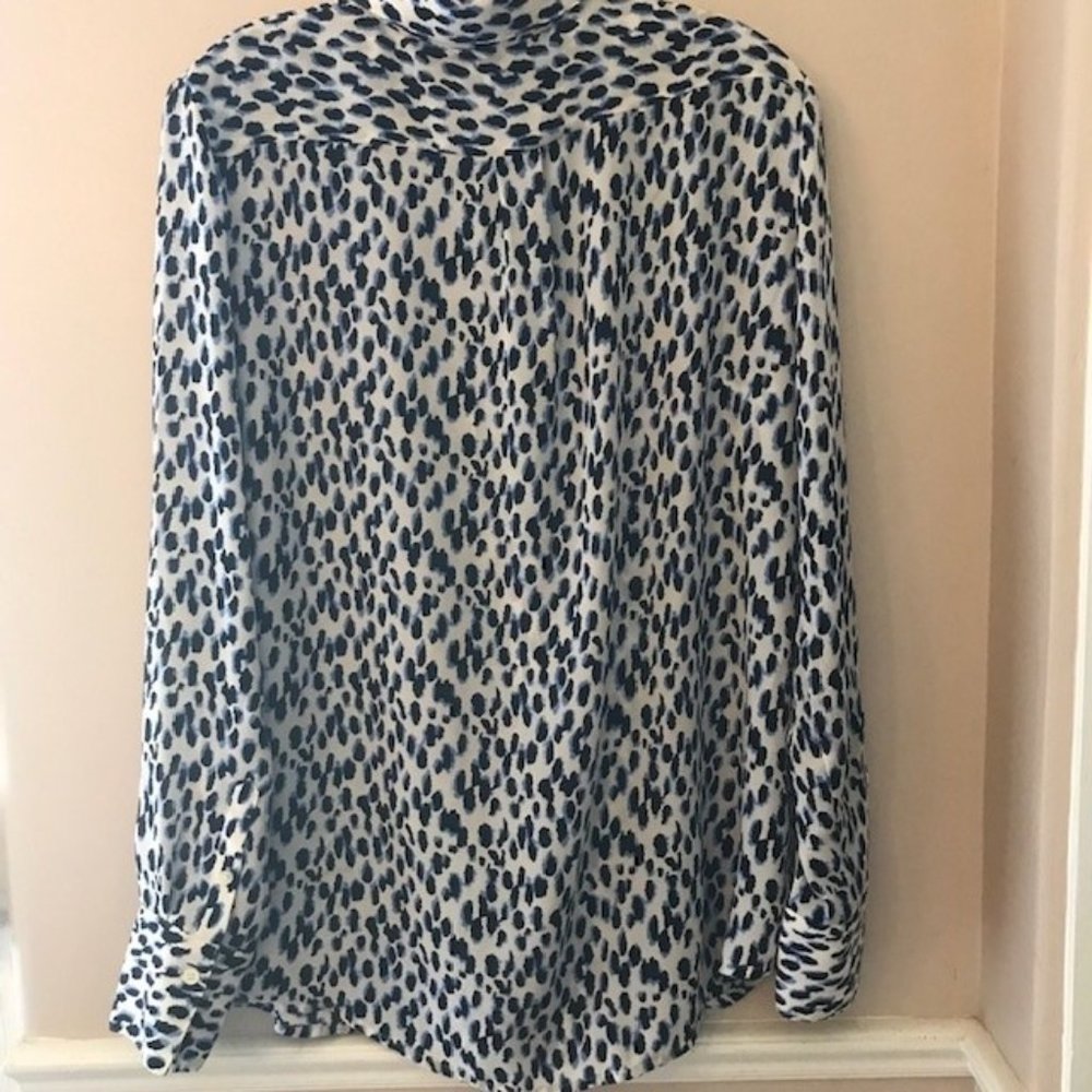 Banana Republic Blue/Black Animal Print Ruffled Front - Size M - Picture 2 of 7